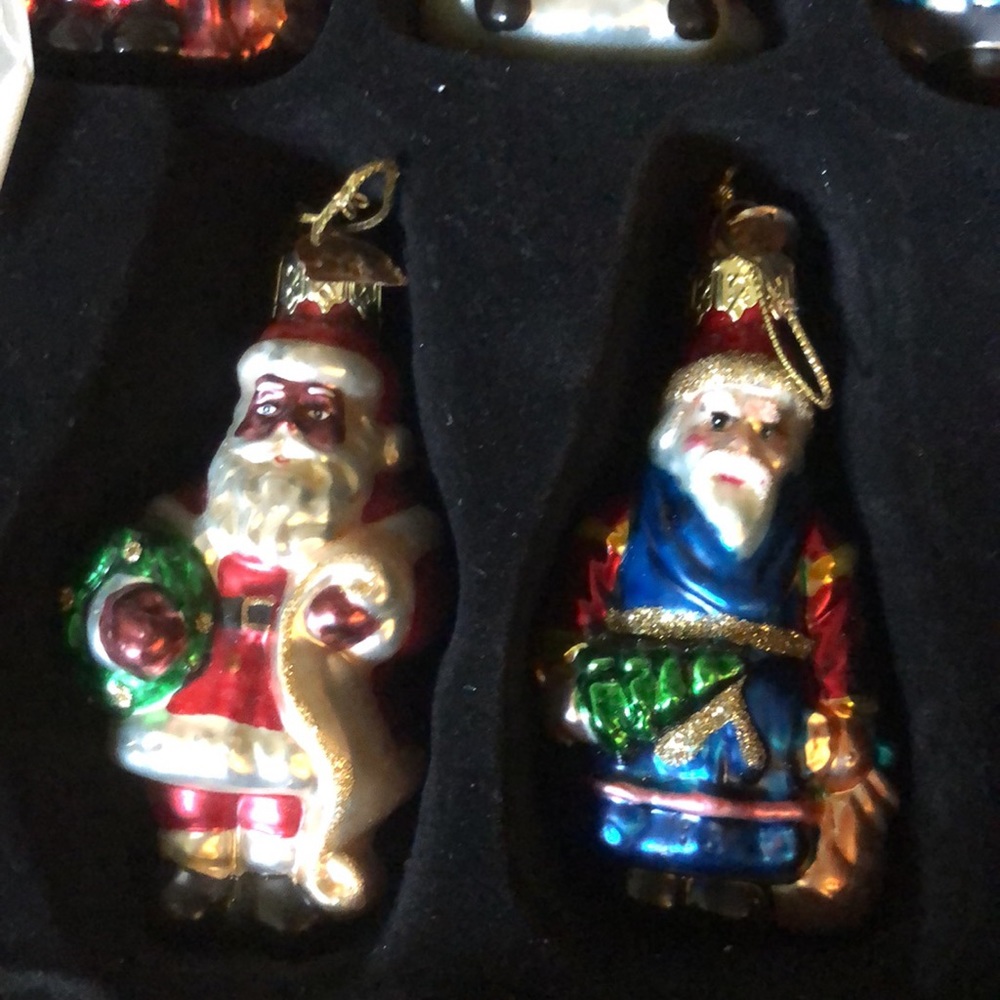 Thomas Pacconi Santa's from Around The World Ornaments with Crate - Picture 6 of 16